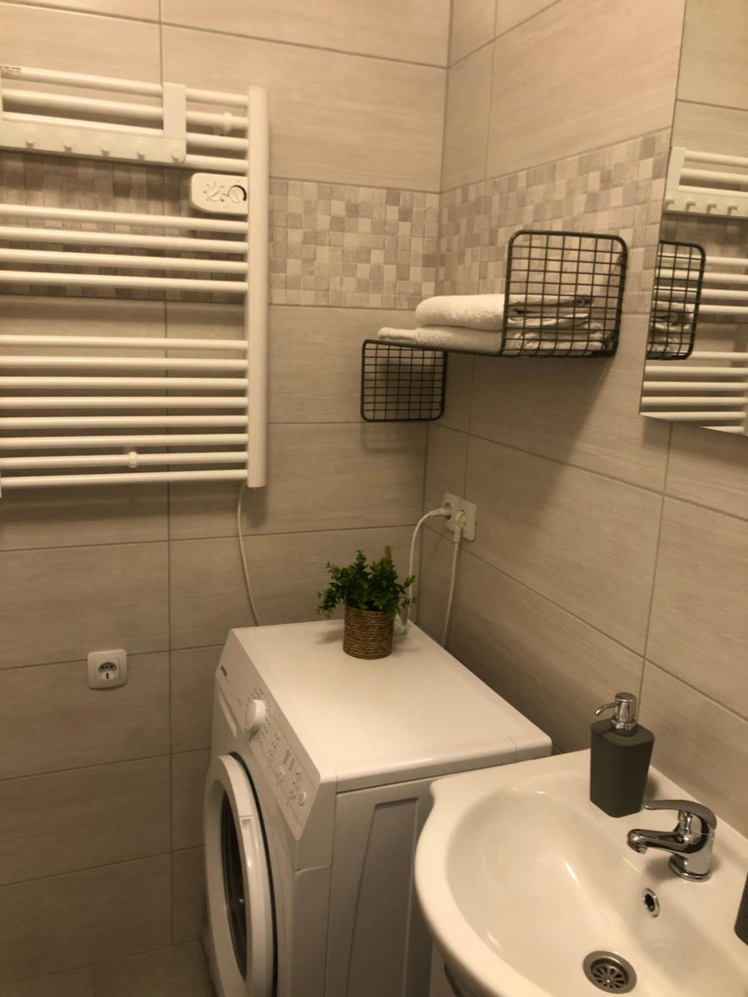 Studio Stipe- With Free Parking, Self Check-In 0-24 Zagreb Luaran gambar